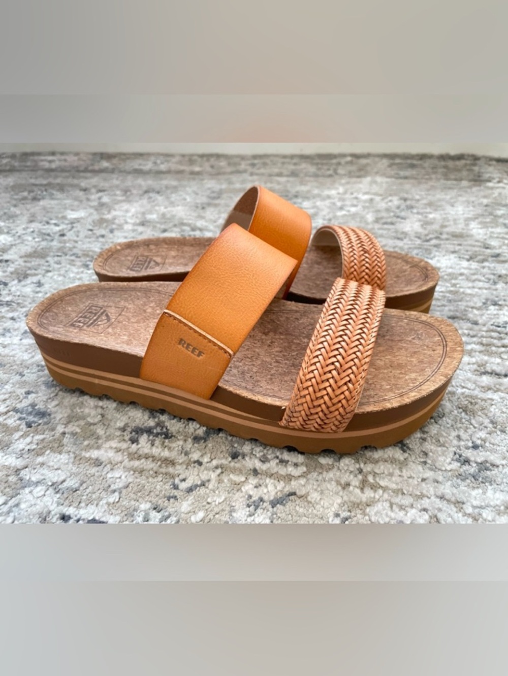 Reef Cushion Vista Hi Slide Sandals Natural Braid Platform Comfort Size 9 Womens - Picture 2 of 10